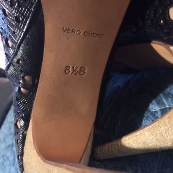 BCBGMAXAZRIA Ankle Boots Black Women's 8 1/2 - Picture 4 of 5